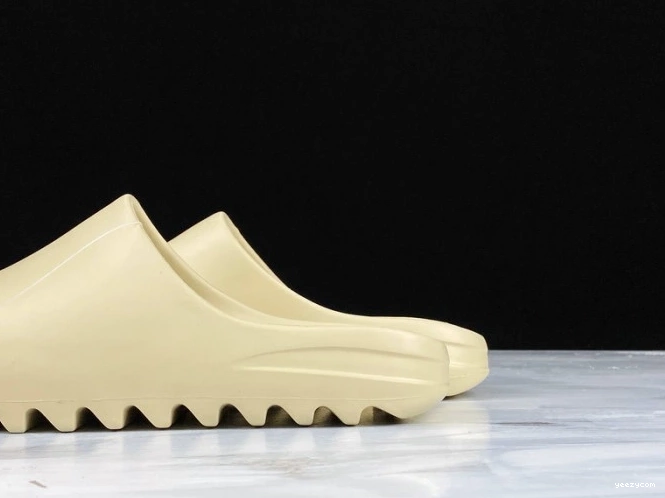 FW6345 Adidas Bone Yeezy Slide 0828